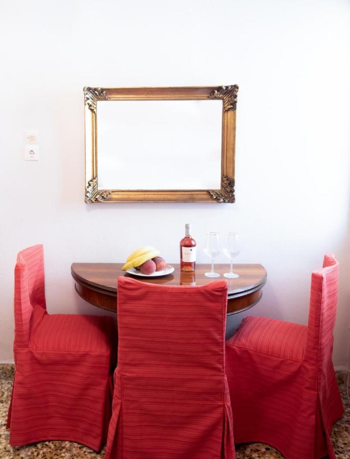 House, Marina Home, Athens Avenue, Apartment *