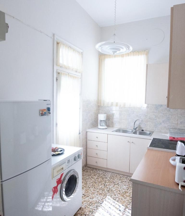 House, Marina Home, Athens Avenue, Appartamento